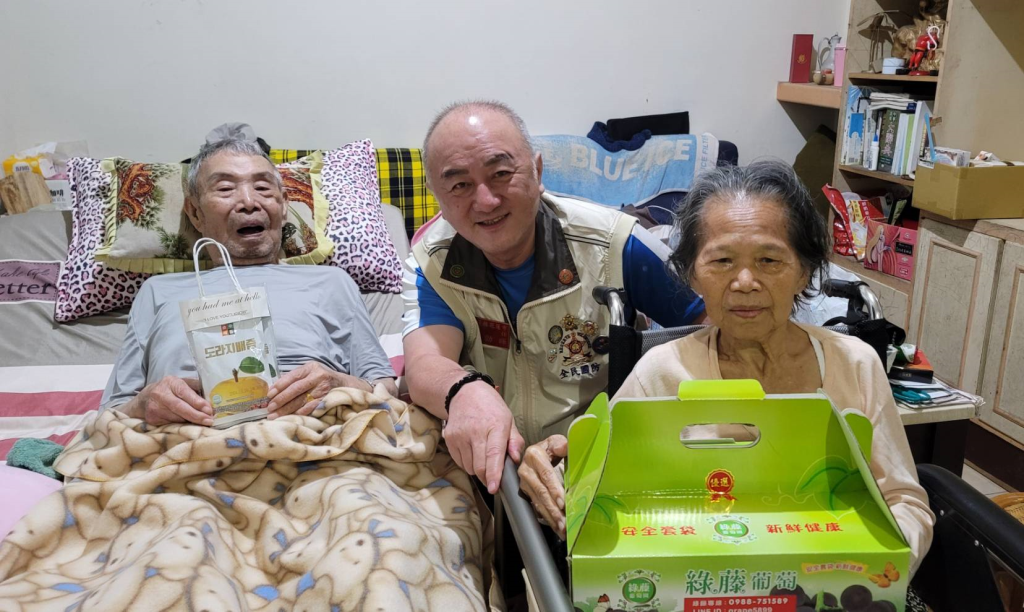 花蓮市後備中心 探訪94歲老榮民(圖/花蓮市後備軍人輔導中心提供)