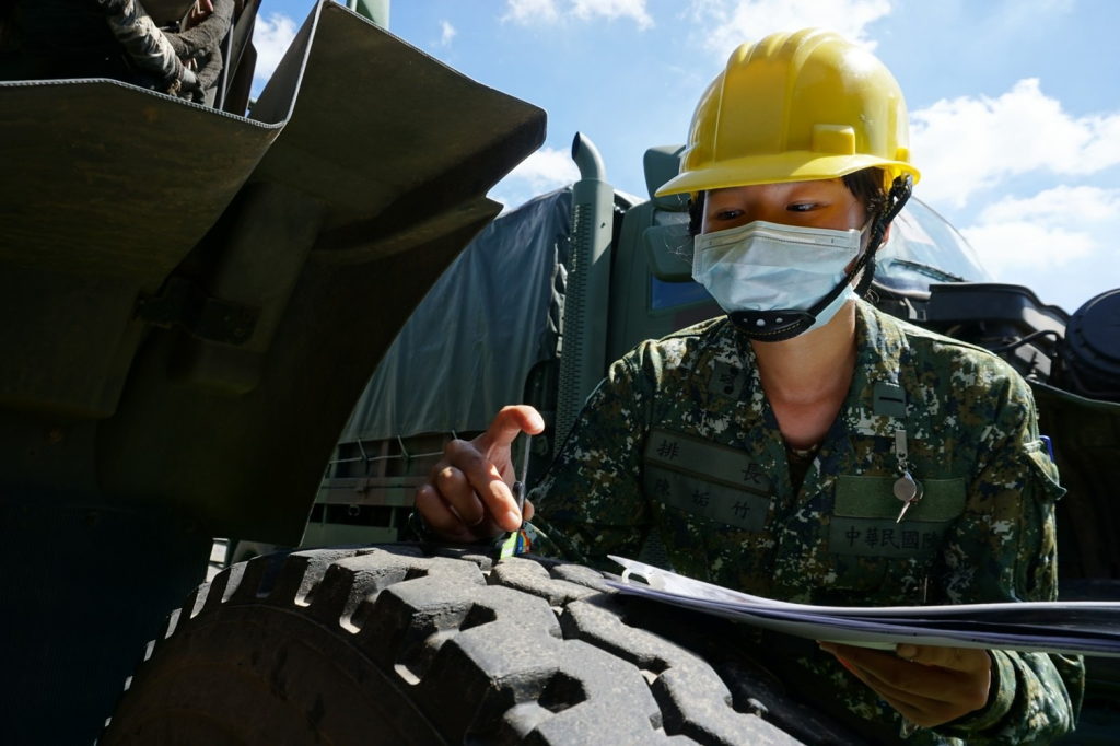 36化學兵群實施裝備檢查 提升部隊整體戰力隊整體戰力