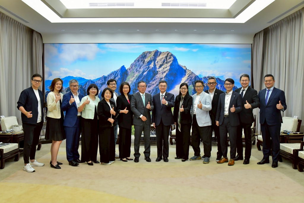 行政院長卓榮泰接見永續行銷聯盟一行(行政院提供)