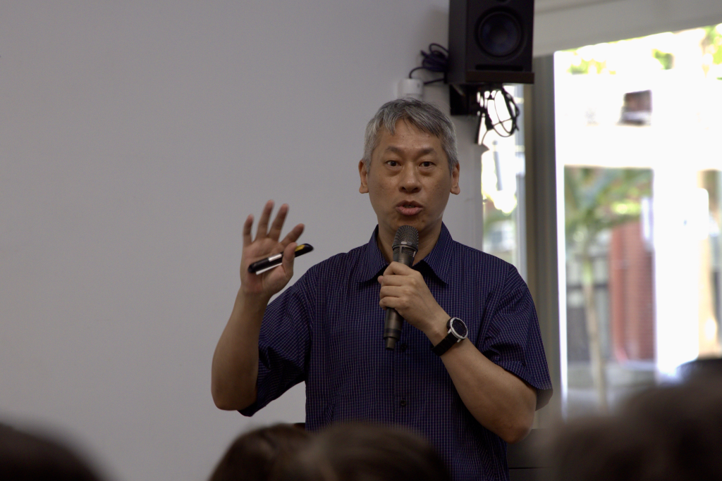 《冰封的記憶》作者許明淳導演(記者林芷瑩攝)