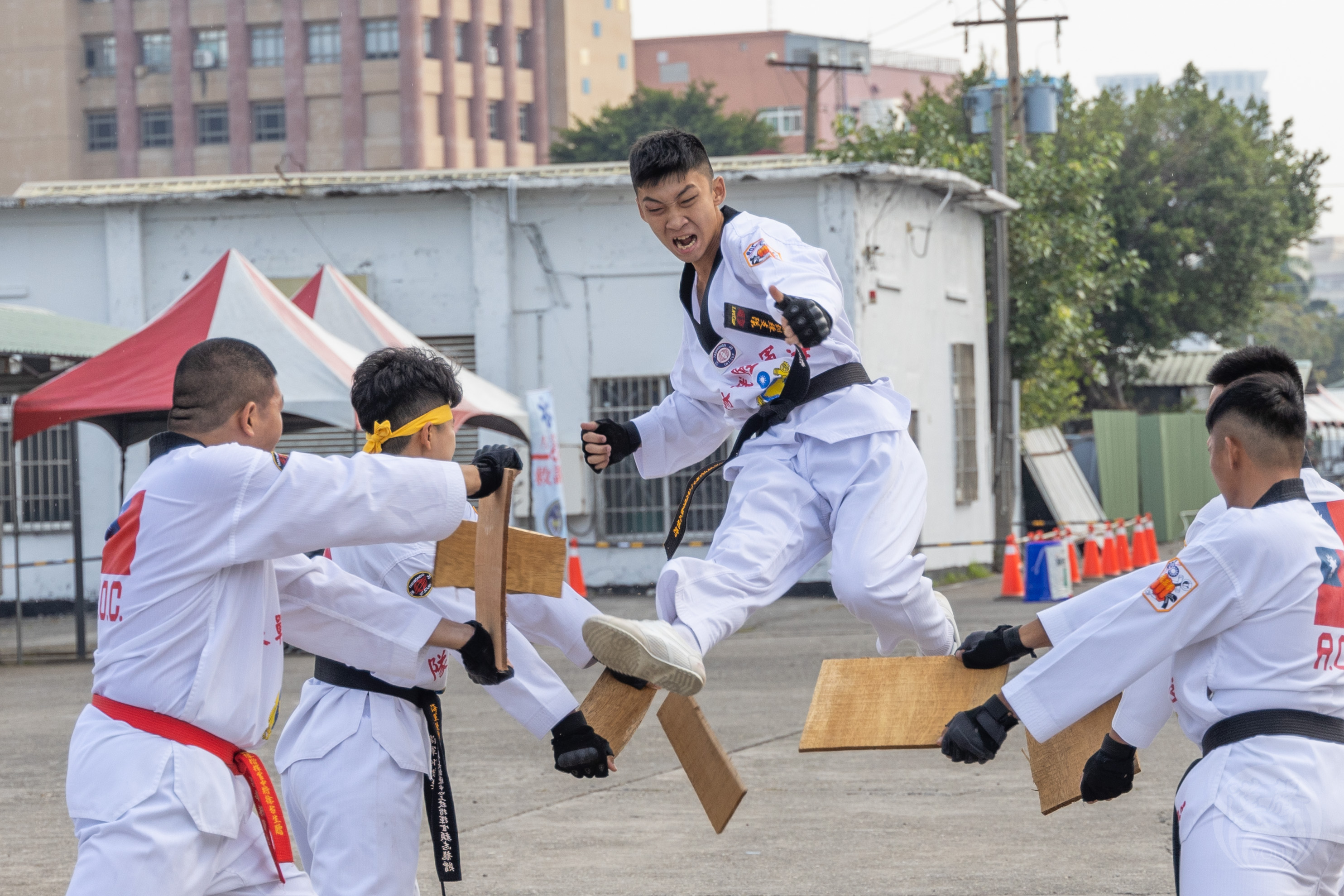 陸戰莒拳隊實施戰技表演