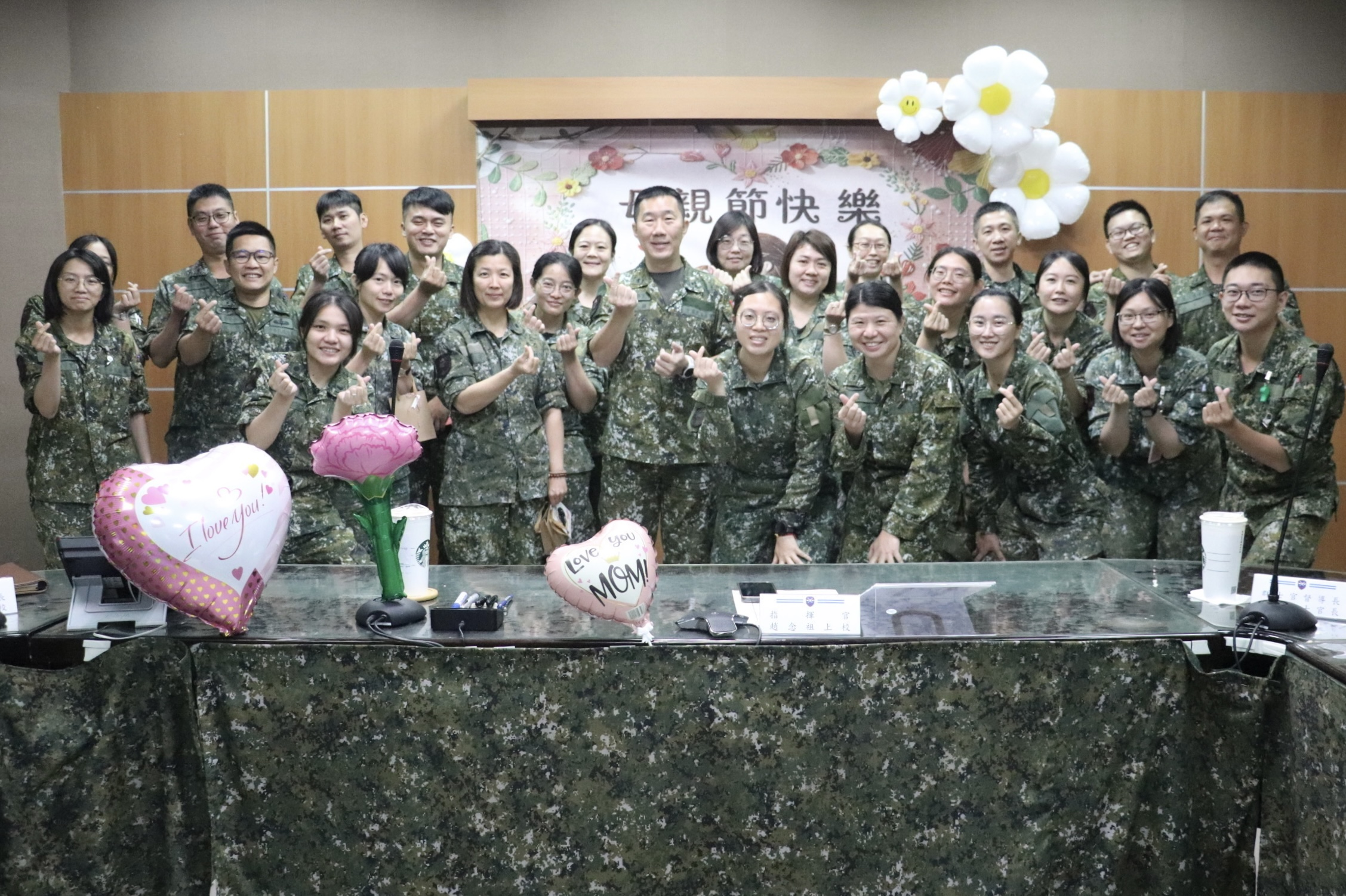 陸軍第八軍團七五通資群提供