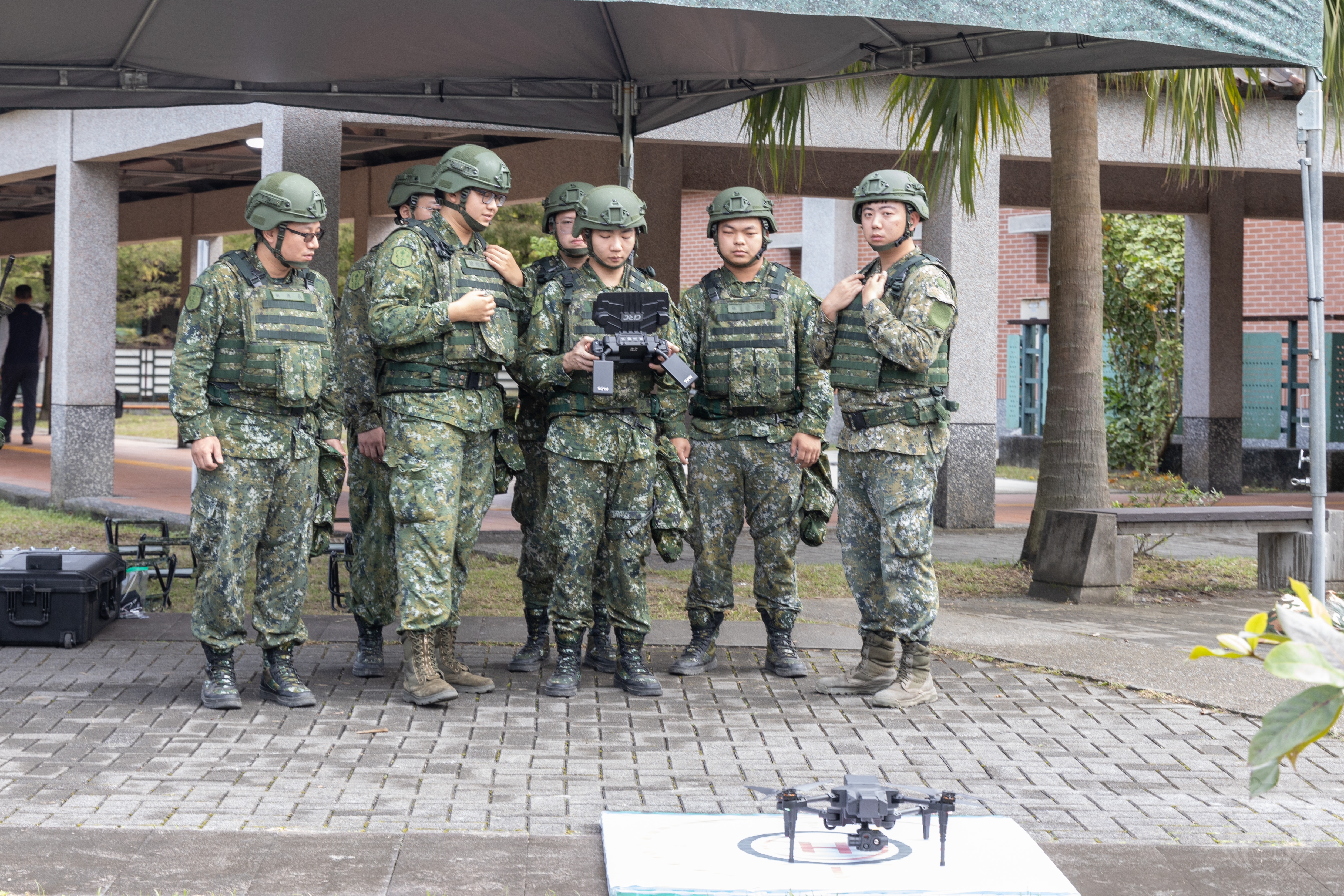 宜蘭縣後備旅教育召集召員演練無人機操作訓練