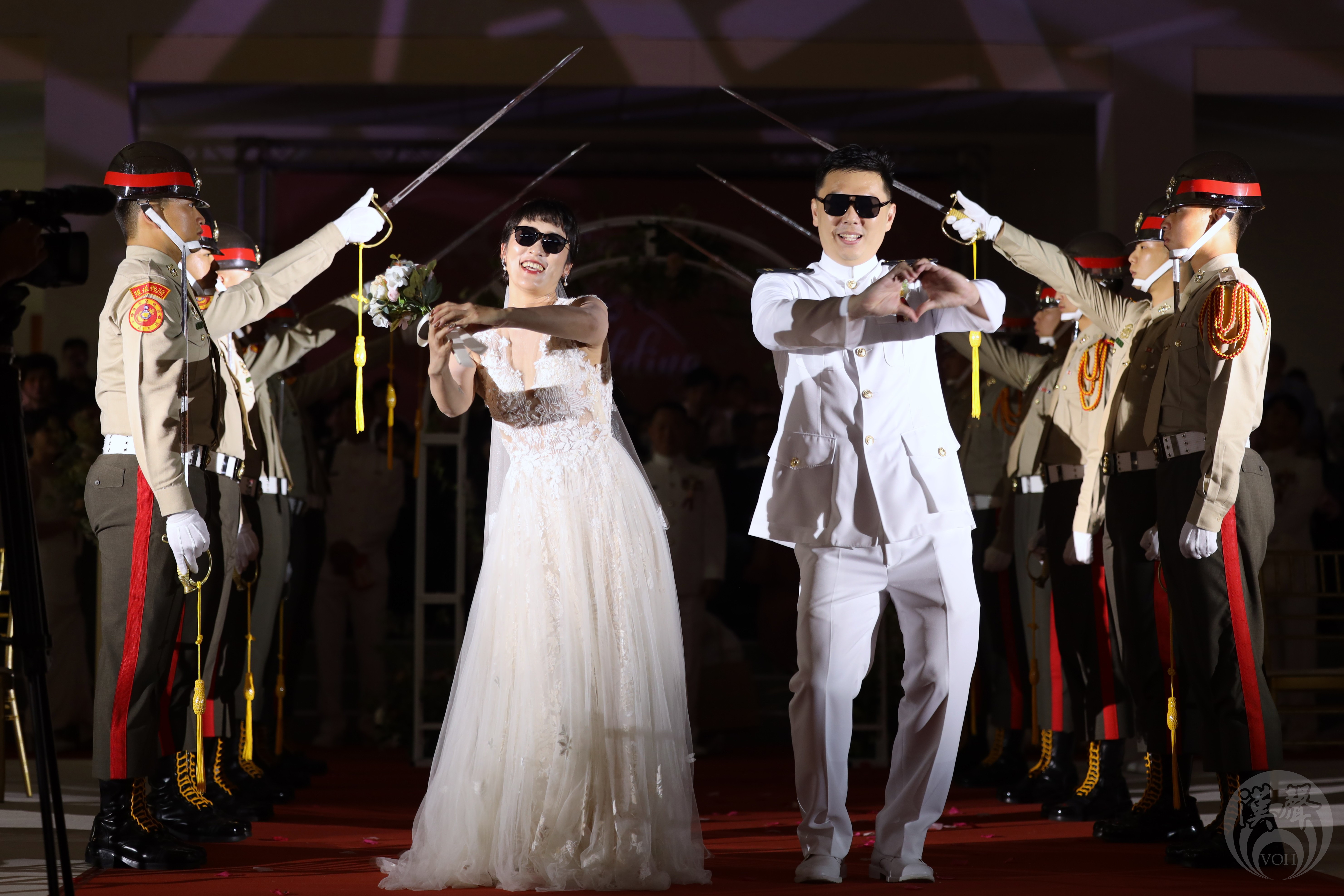 新人進場時進行創意表演